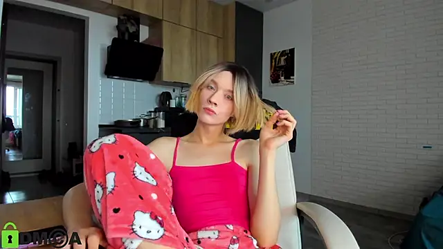  Alice Kitty online show from 10.17.25