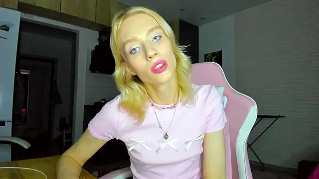  Alice Kitty online show from 01.14.26