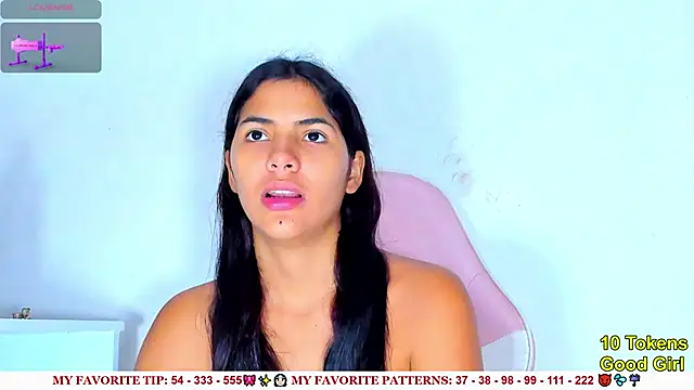 AriannaLewiis online show from 11.16.25