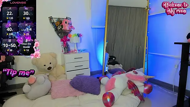 SheilaSmiith online show from 03.20.25