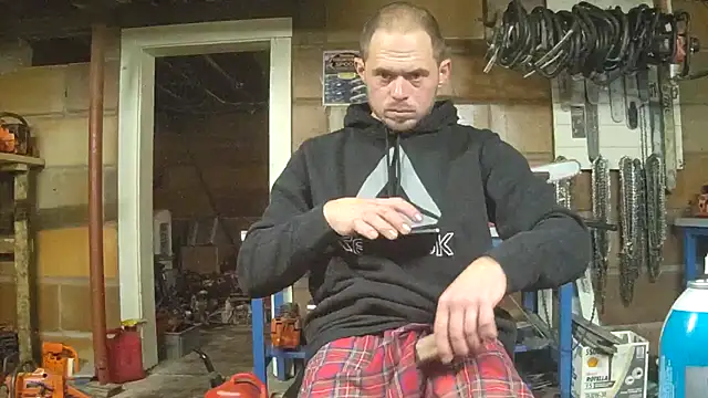 Bigoleslong98765 online show from 12.20.25