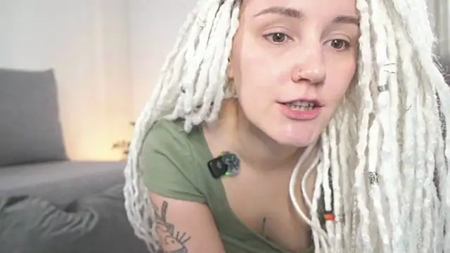 Snapshot of Winnie_sweet chatting on 12.05.25 Winnie sweet online show from 12.05.25