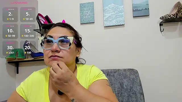 Karo 11  online show from 11.26.25