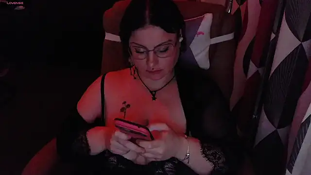 submissiveslut1996 online show from 02.25.25