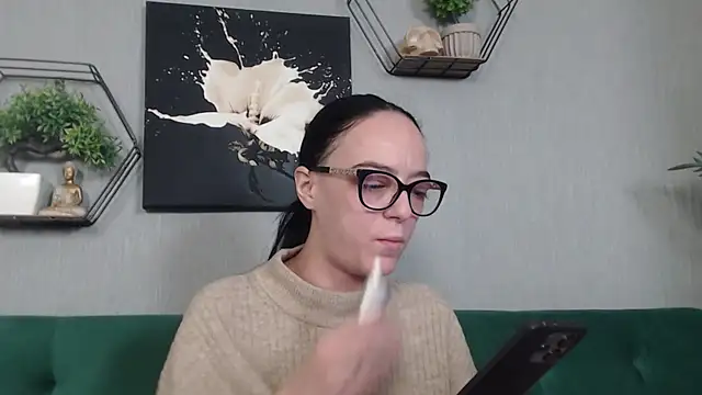 IzabelllNoir online show from 02.11.26