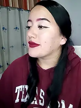 Snapshot of kirara_dirty chatting on 01.11.25 kirara dirty online show from 01.11.25