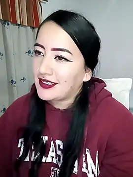 Snapshot of kirara_dirty chatting on 01.12.25 kirara dirty online show from 01.12.25