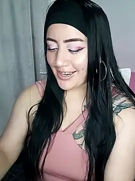 Snapshot of kirara_dirty chatting on 03.15.25 kirara dirty online show from 03.15.25