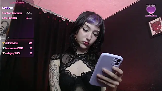 Snapshot of niakat_ chatting on 02.05.25 niakat online show from 02.05.25