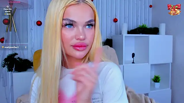 Angel Sapphire  online show from 01.26.25