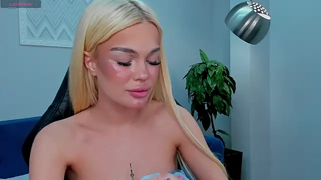 Angel Sapphire  online show from 03.22.25