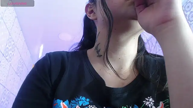 vitoria23  online show from 03.13.25