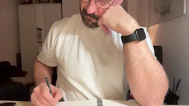 Mr Beef online show from 02.08.25