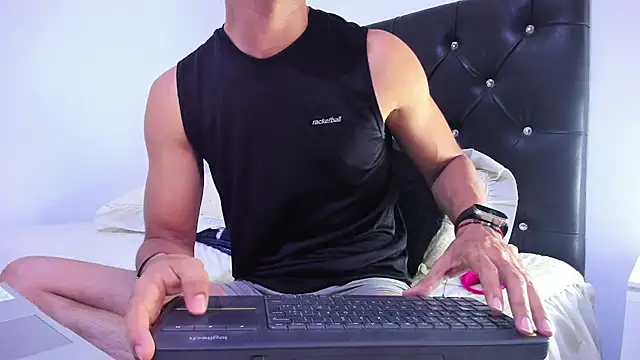 Sebastian-Dash online show from 01.13.25