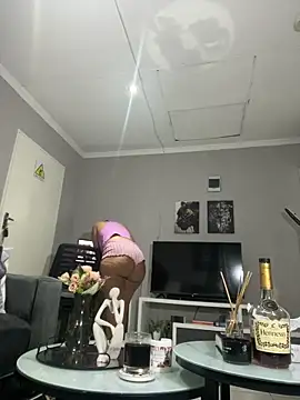 Bootyfulbarbiie online show from 01.18.25