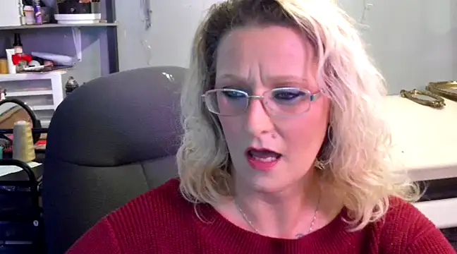 Lisalovely6981 online show from 01.24.25