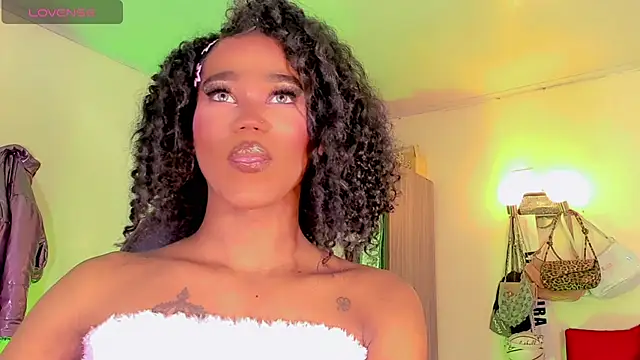 naomy  xx online show from 04.24.26