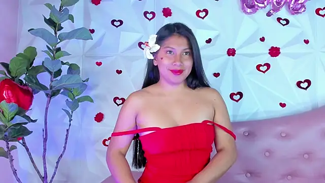 LinnaGardenia online show from 02.14.25