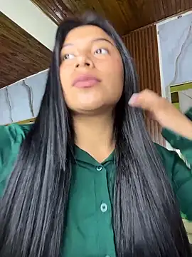 LinnaGardenia online show from 03.07.26