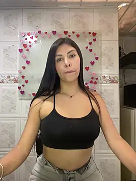 Snapshot of Alanna_atm_ chatting on 02.17.25 Alanna atm online show from 02.17.25