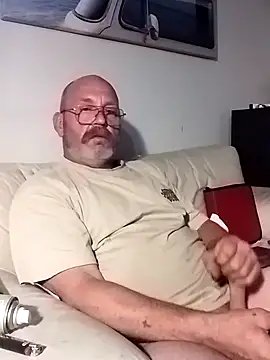 iambradz online show from 02.18.25