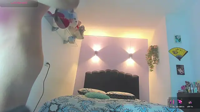 Sofia Clauss  online show from 06.02.26
