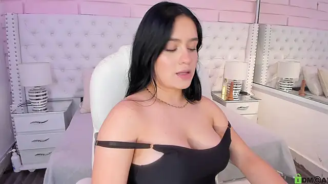 Yaaky  online show from 02.07.25