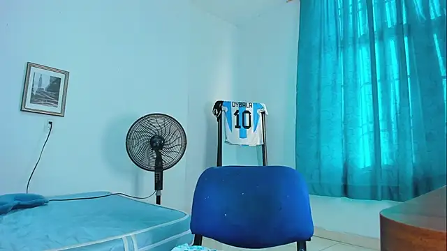 Snapshot of AlessandroDybala chatting on 02.26.26 AlessandroDybala online show from 02.26.26