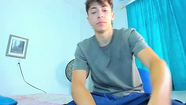 Snapshot of AlessandroDybala chatting on 03.04.26 AlessandroDybala online show from 03.04.26