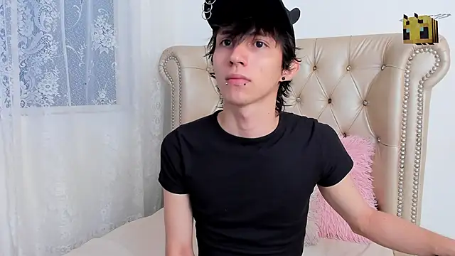 JeanRam18 online show from 03.13.25