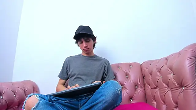 JeanRam18 online show from 03.14.25