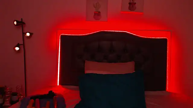 candy lux  online show from 03.03.26