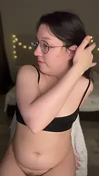 emigooflordXD online show from 04.19.26