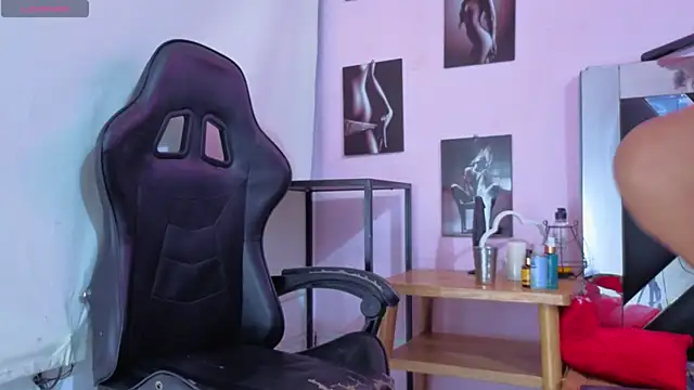 karla cutesweet online show from 11.16.25