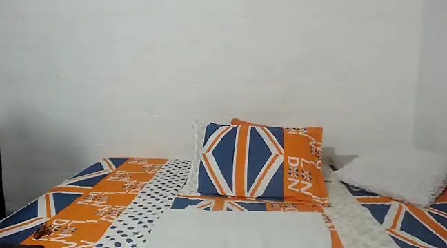 Snapshot of candy_mature_ chatting on 02.25.25 candy mature online show from 02.25.25