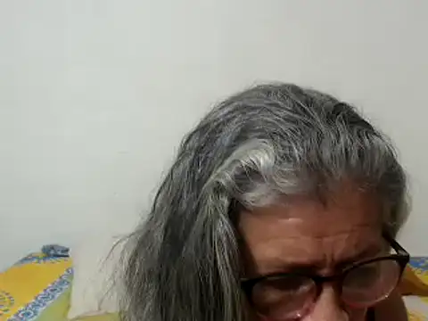 Snapshot of candy_mature_ chatting on 03.22.25 candy mature online show from 03.22.25