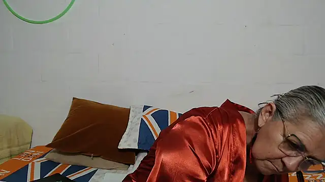 Snapshot of candy_mature_ chatting on 02.25.26 candy mature online show from 02.25.26