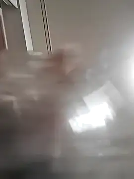 AvaLloyd online show from 09.26.25