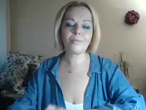 Snapshot of SofiyaPetrova chatting on 01.17.25 SofiyaPetrova online show from 01.17.25