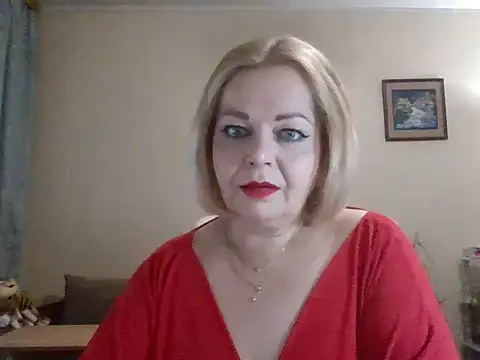 Snapshot of SofiyaPetrova chatting on 11.22.25 SofiyaPetrova online show from 11.22.25