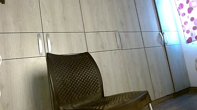 Muscle Brown10 online show from 11.04.25