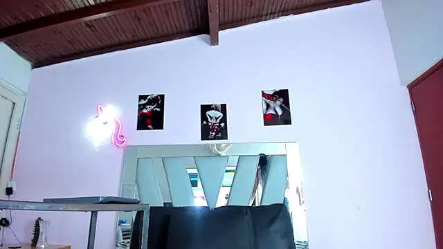 hailyehot online show from 01.04.25