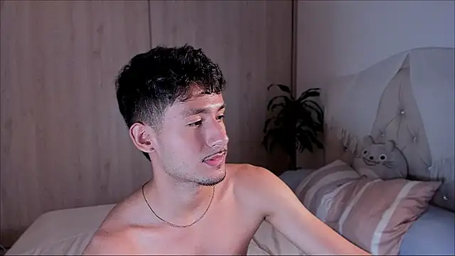 Snapshot of dimitri_targaryen chatting on 09.12.25 dimitri targaryen online show from 09.12.25