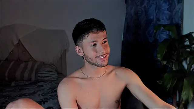 Snapshot of dimitri_targaryen chatting on 11.07.25 dimitri targaryen online show from 11.07.25