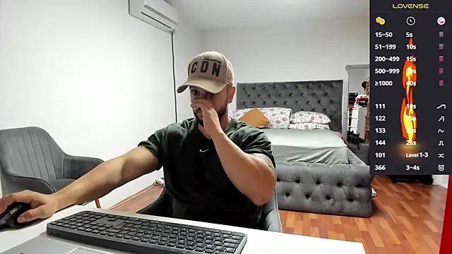 supermanboy94 online show from 10.13.25