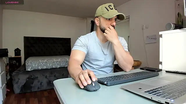 supermanboy94 online show from 04.15.26