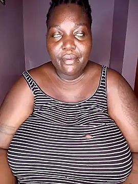 Snapshot of African_Bigass chatting on 06.17.26 African Bigass online show from 06.17.26