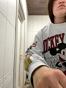 Karolina llove online show from 10.20.25