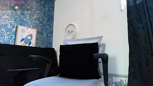 Snapshot of Rhaegal_hot chatting on 06.11.26 Rhaegal hot online show from 06.11.26