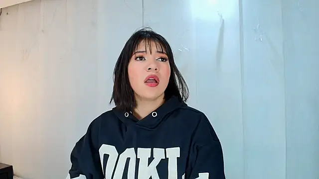 lina bedoya  online show from 09.12.25